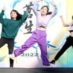 大学生のダンス